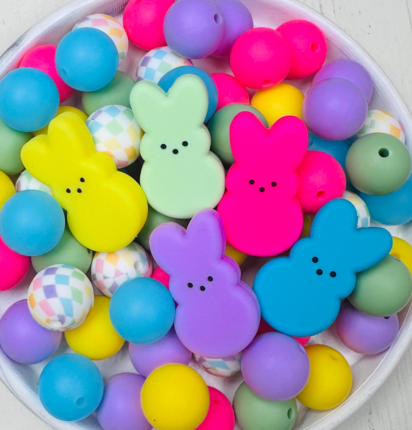 *Bead Mix- #86 Cute Bunnies Silicone Bead Mix