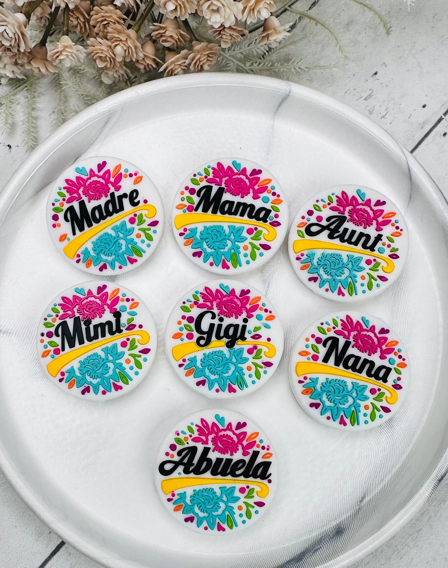 Floral Name Circles EXCLUSIVE Silicone Focal Bead, Mom Silicone Focal Bead