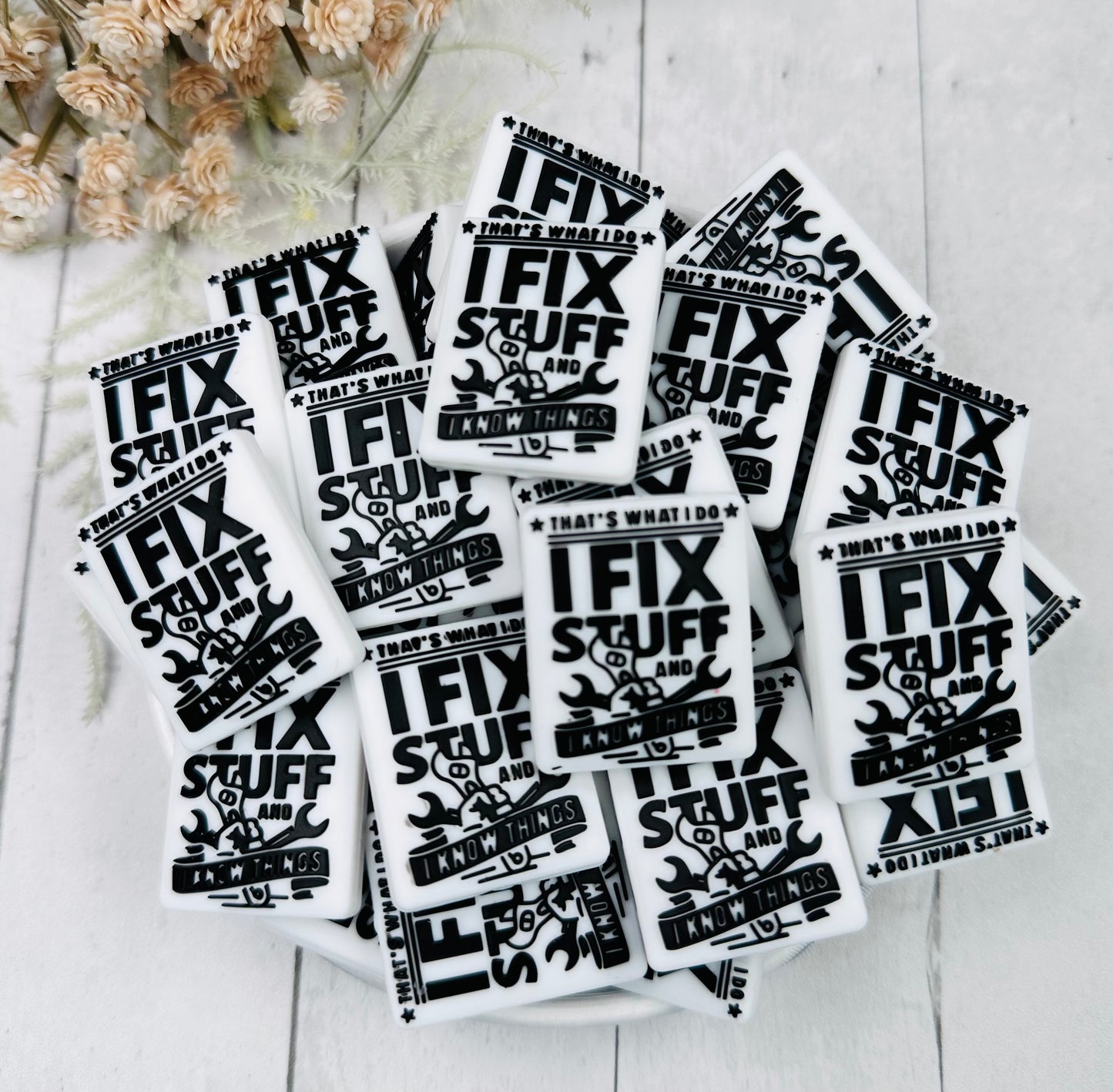 I Fix Stuff and Know Things EXCLUSIVE Silicone Focal Bead, Father's Day Silicone Focal Bead