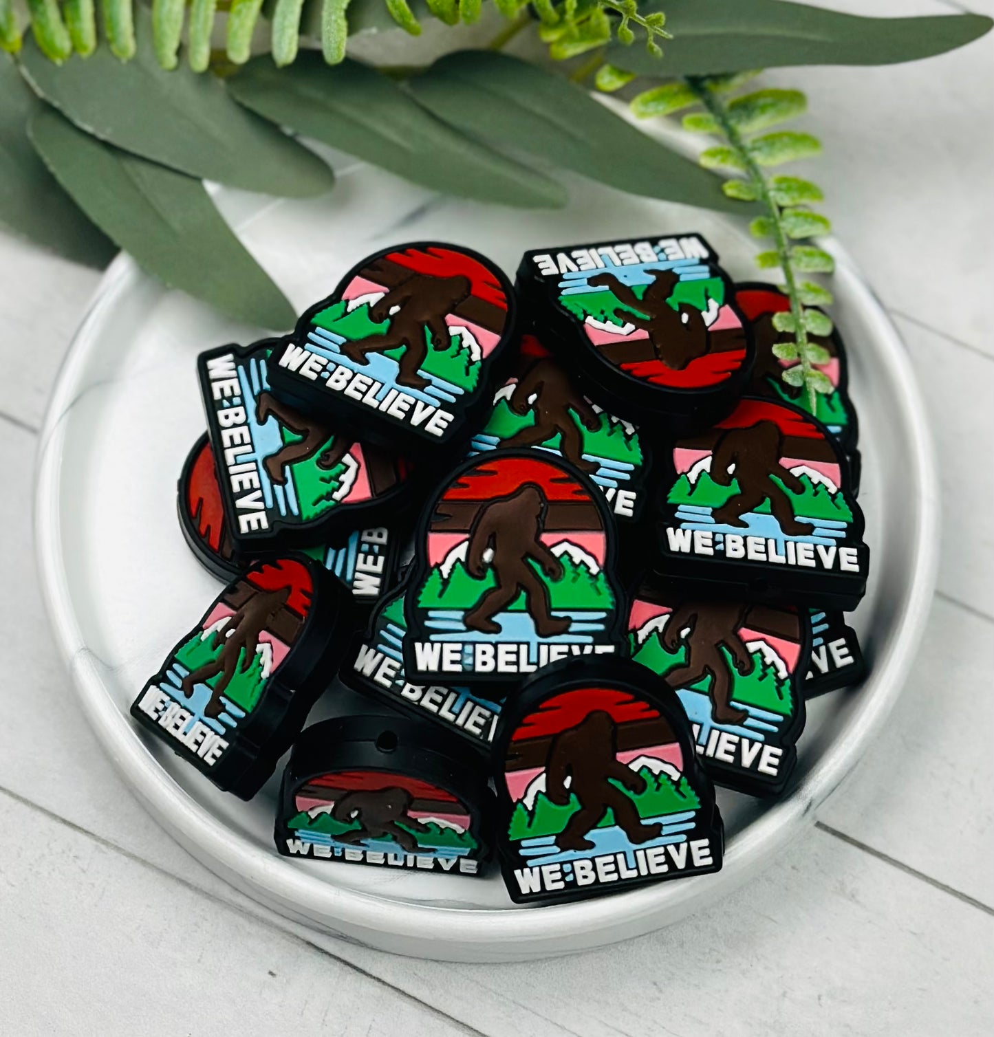 Q- We Believe Focal Bead, Bigfoot Animal Silicone Focal Bead