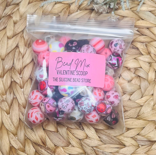 *Bead Mix #157- Random VALENTINE 15mm Print Scoop