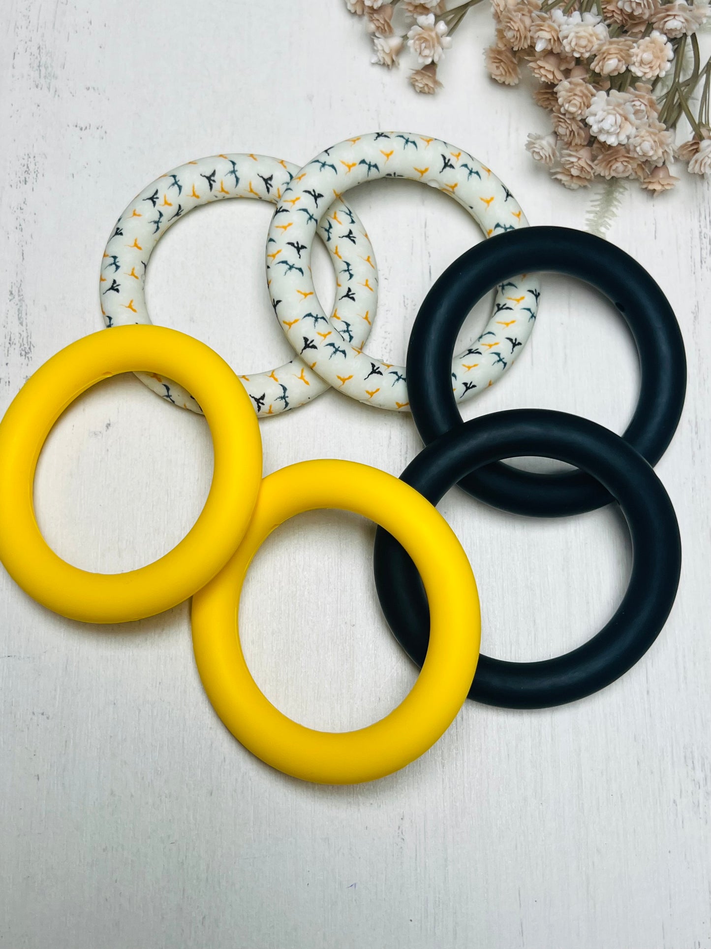 * 65mm Ring Mix - Silicone Ring w/Holes for Beading Mix