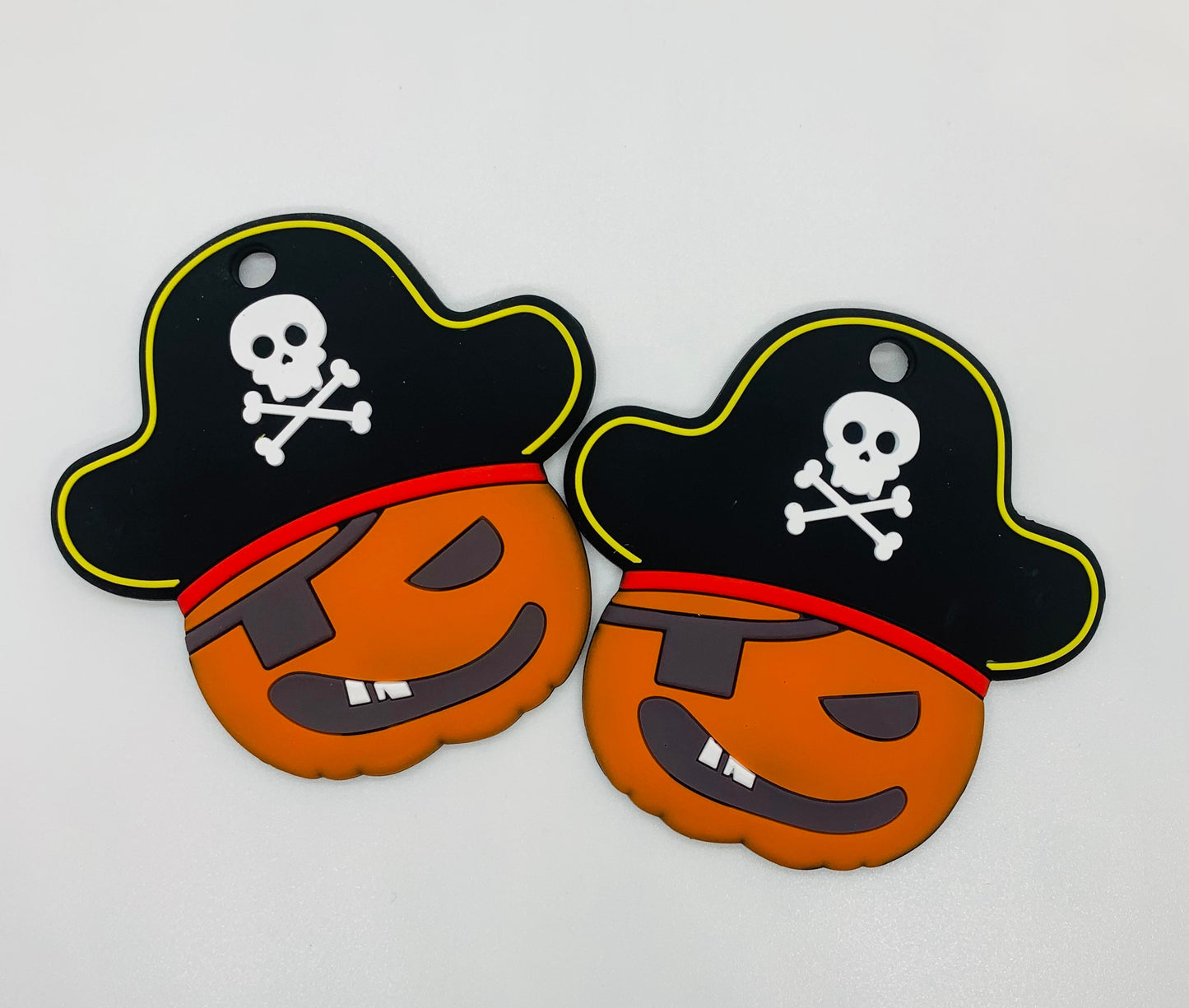 Z- Teether Pirate Pumpkin Teether, Halloween Silicone Teether, Teether Pendant, Teething, Pacifier Clip
