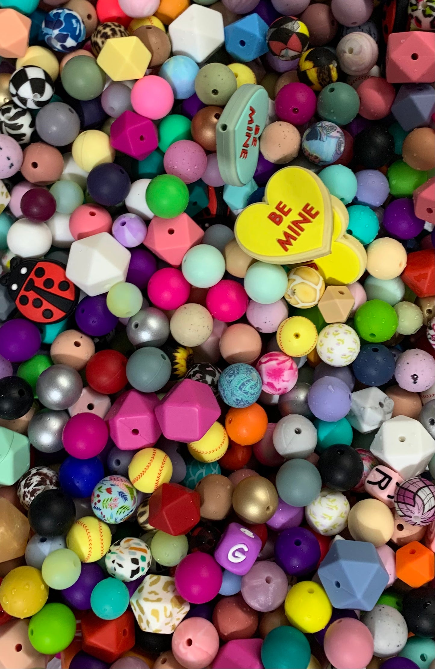 *Bead Mix #211- Mystery Scoop Silicone Bead Mix