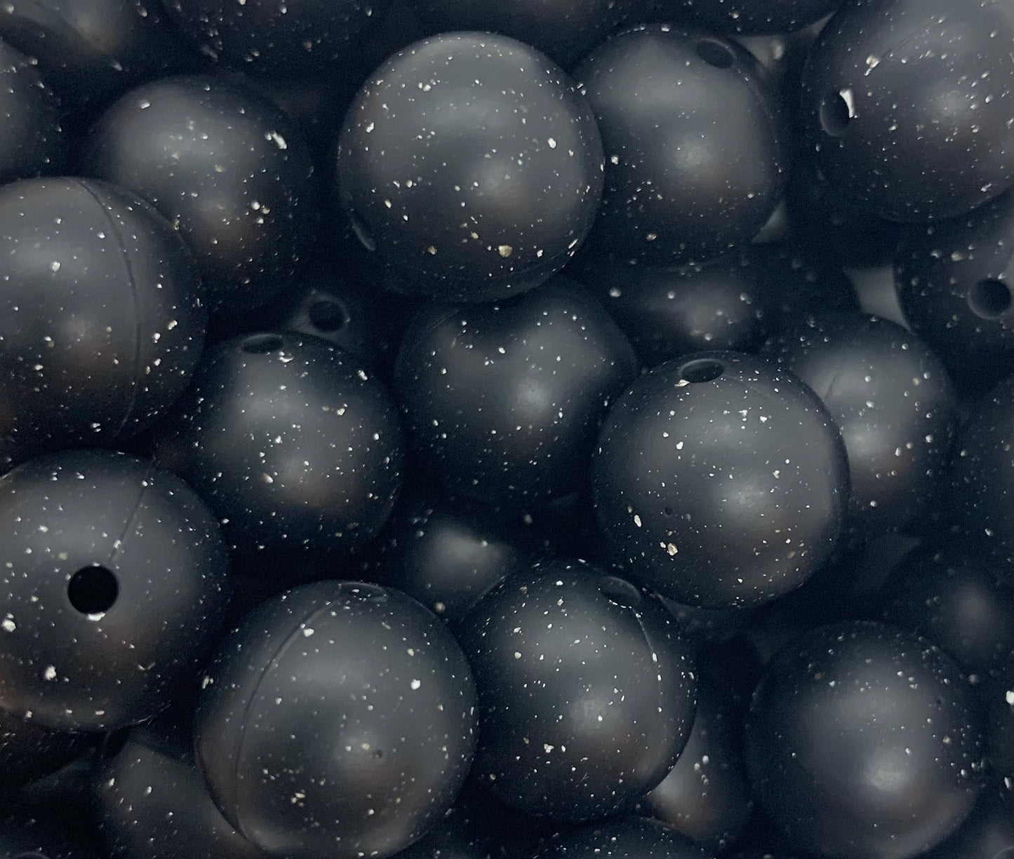 15mm GLITTER Black Silicone Beads