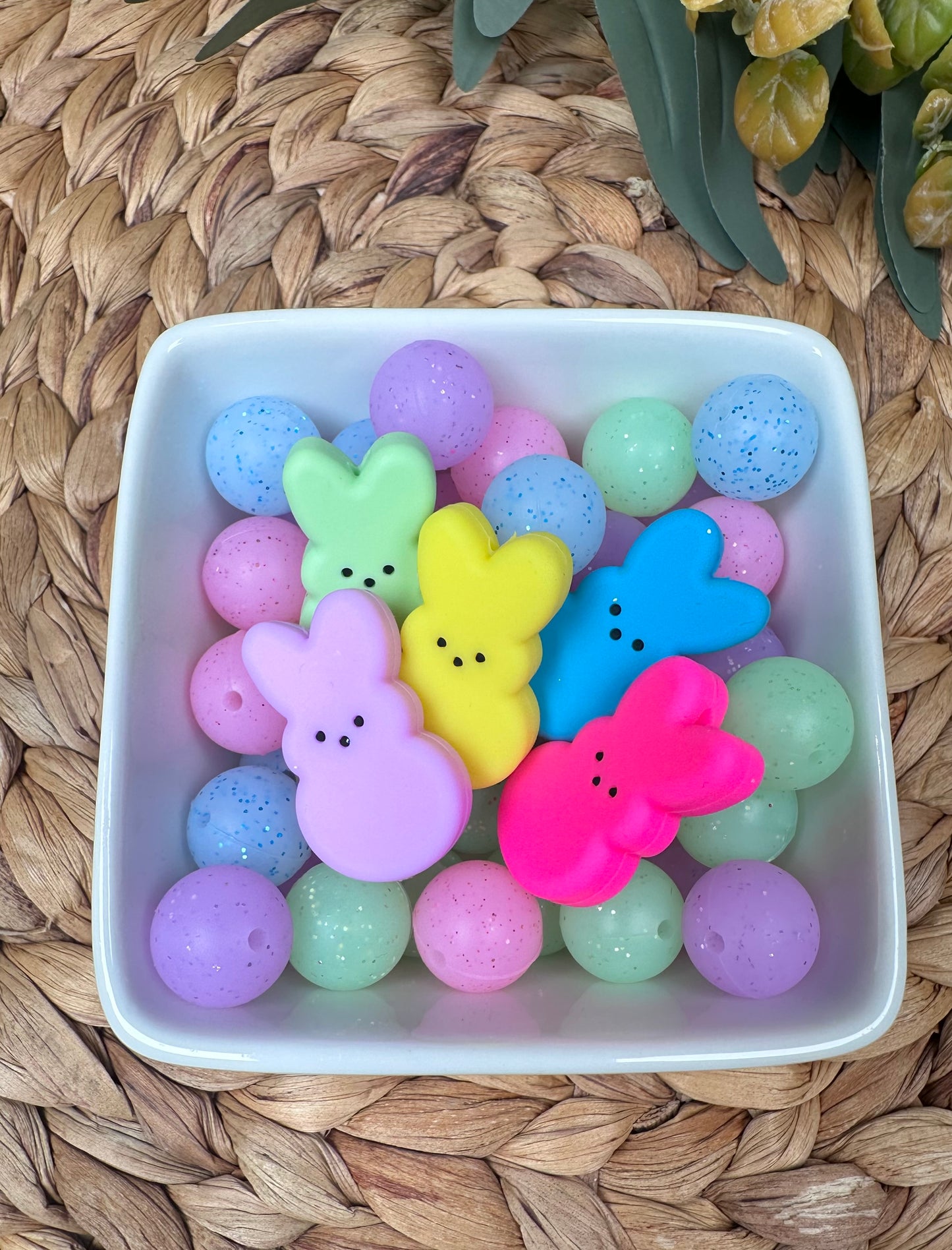 *Bead Mix- #174 Glitter Bunnies Silicone Bead Mix