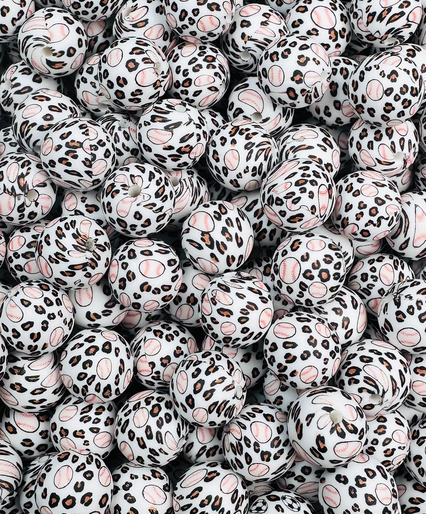 15mm Print Leopard Sports Round Silicone Beads