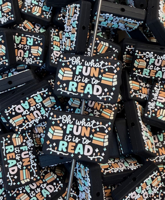 B- Oh What Fun it is to Read EXCLUSIVE Silicone Focal Bead, Christmas Book Silicone Bead