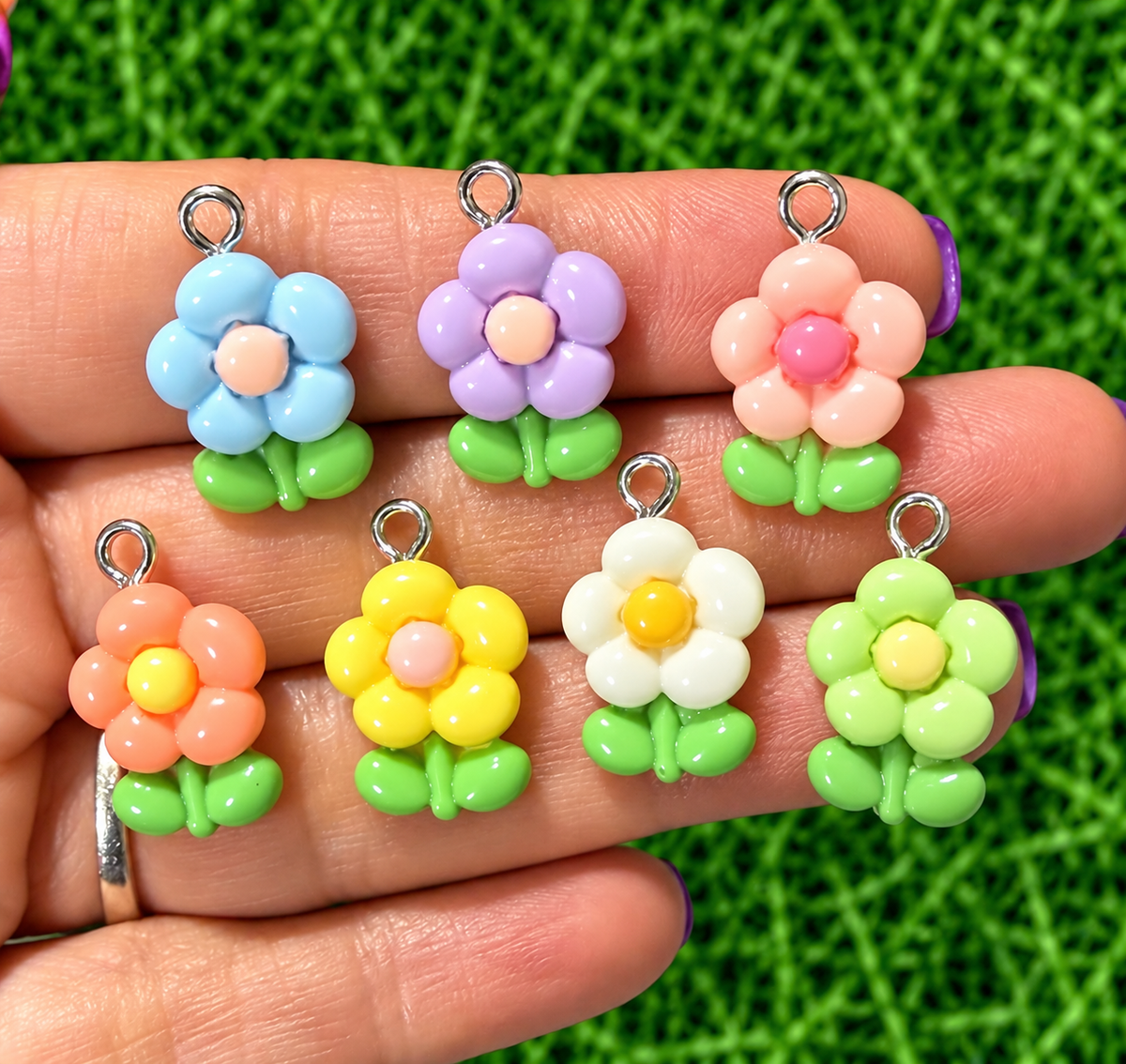 *Bead Mix #573- Tiny Blooms Resin Charms, Bag Charms