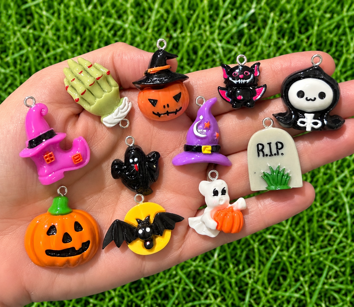 *Bead Mix #556- Fright Night Resin Charms