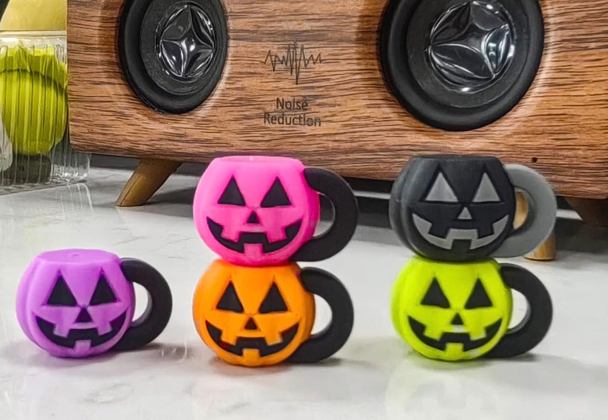 3D Jack-O-Lantern Pumpkin Mug EXCLUSIVE Silicone Focal Bead