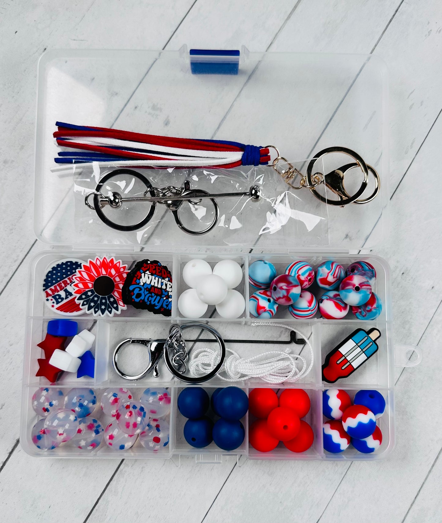 Bead Mix - America  DIY Silicone Beads Kit,, DIY Lanyard-Keychain-Wristlet-Necklace Kit, Great For Gifts