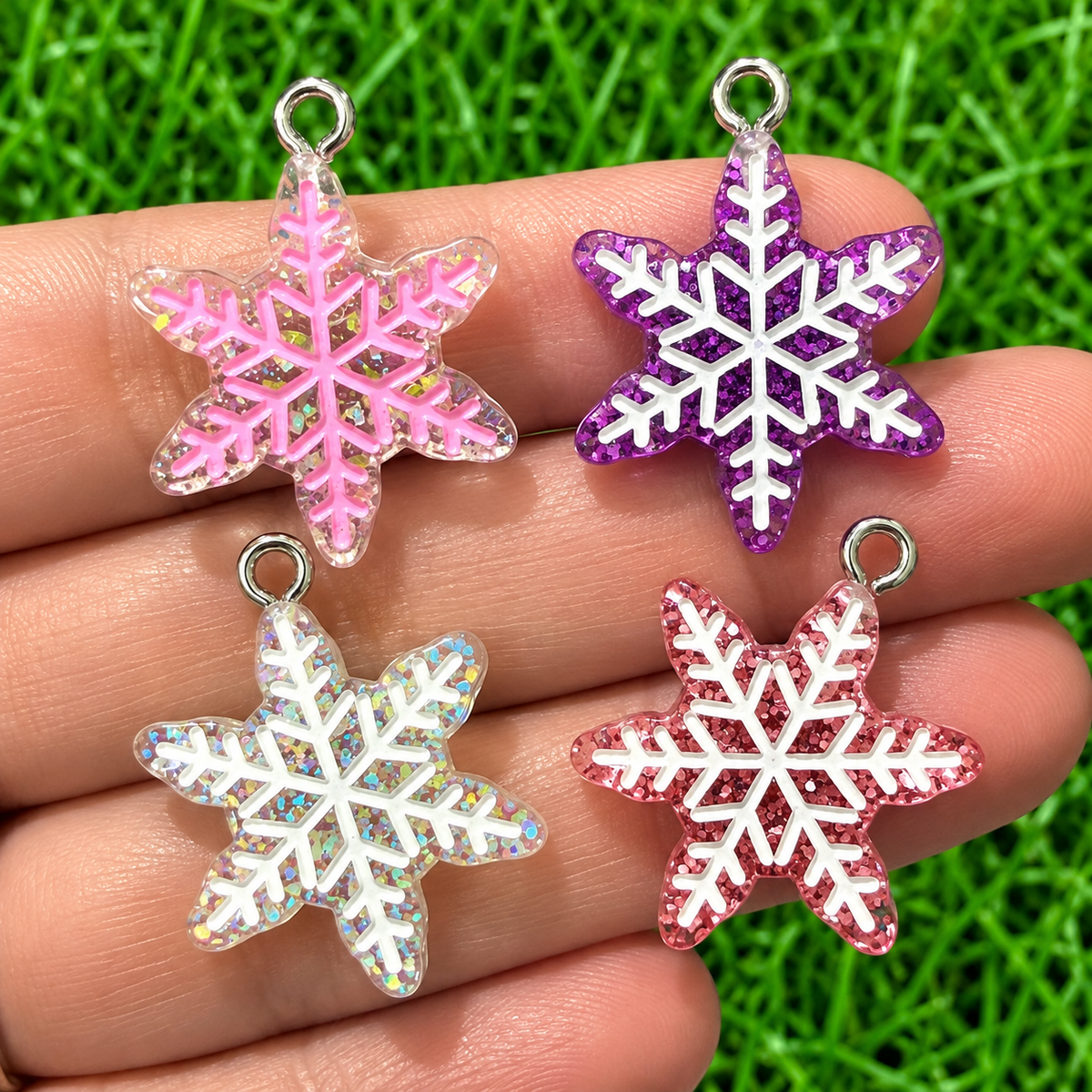 *Bead Mix #562- Glitter Snowflakes  Mix Resin Charms