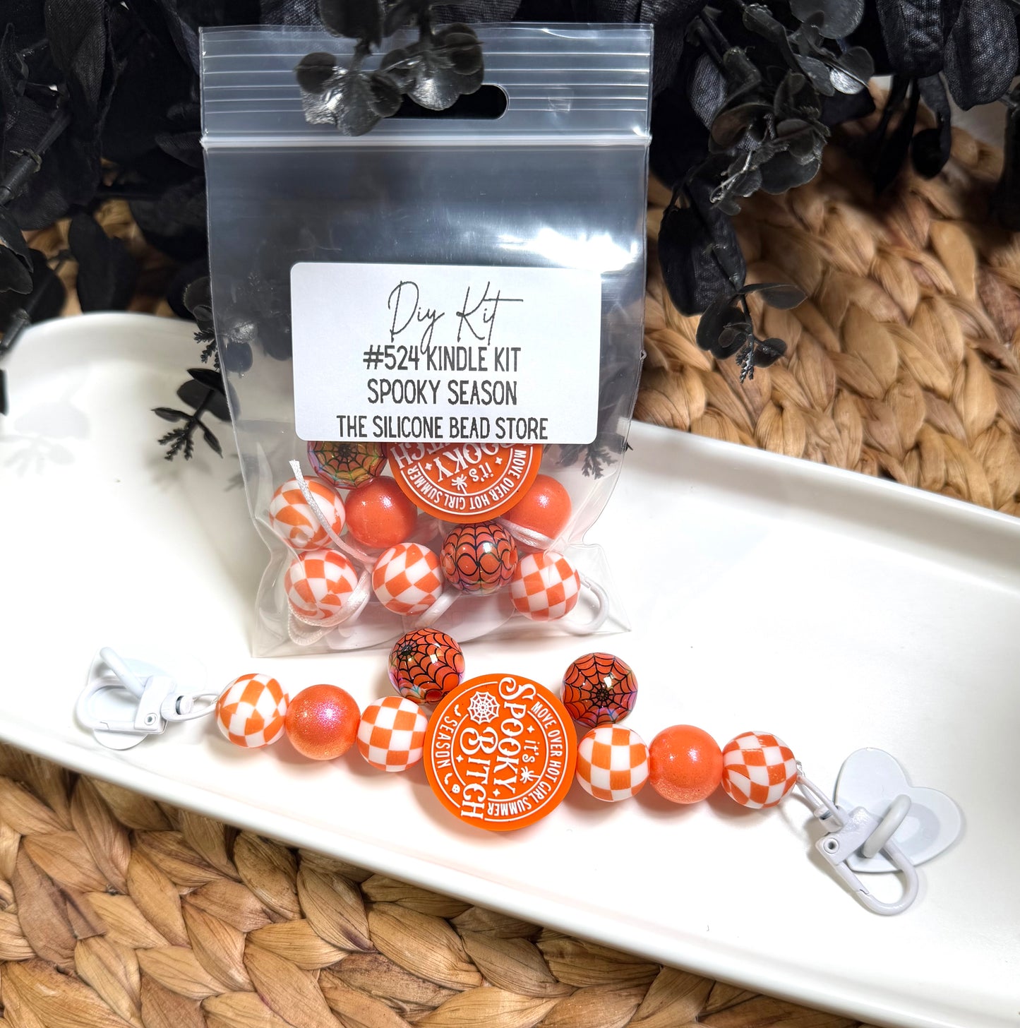 *Bead Mix #524- Spooky Season Kindle Strap Kit, DIY Halloween Silicone Bead Kindle Kit