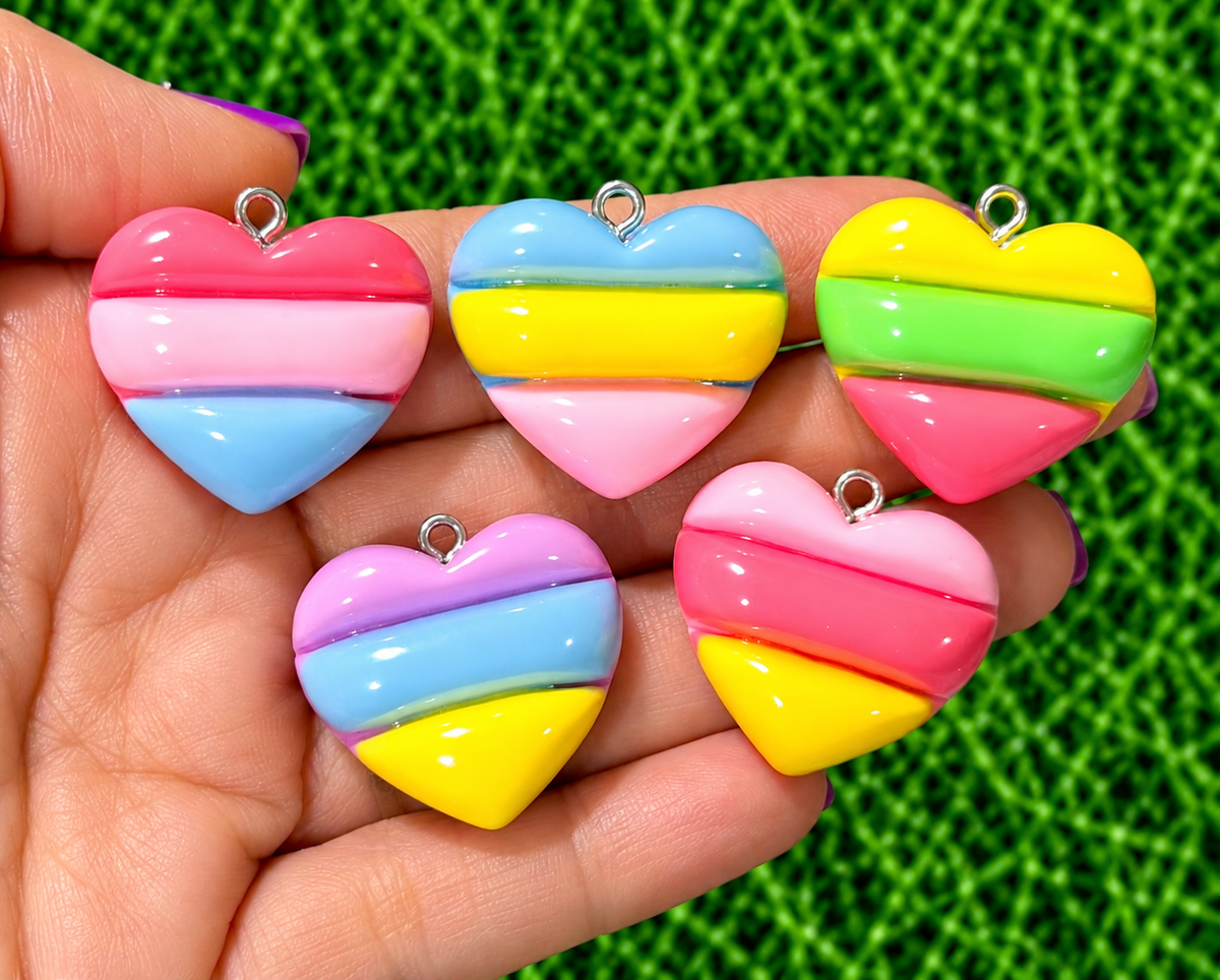 *Bead Mix #568- Heart Stripes Resin Charms, Bag Charms