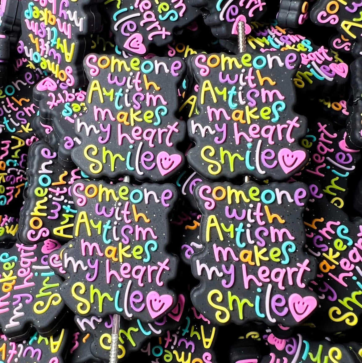 Q- Someone With Autism Makes My Heart Smile EXCLUSIVE Focal Bead, Quote Focal Bead