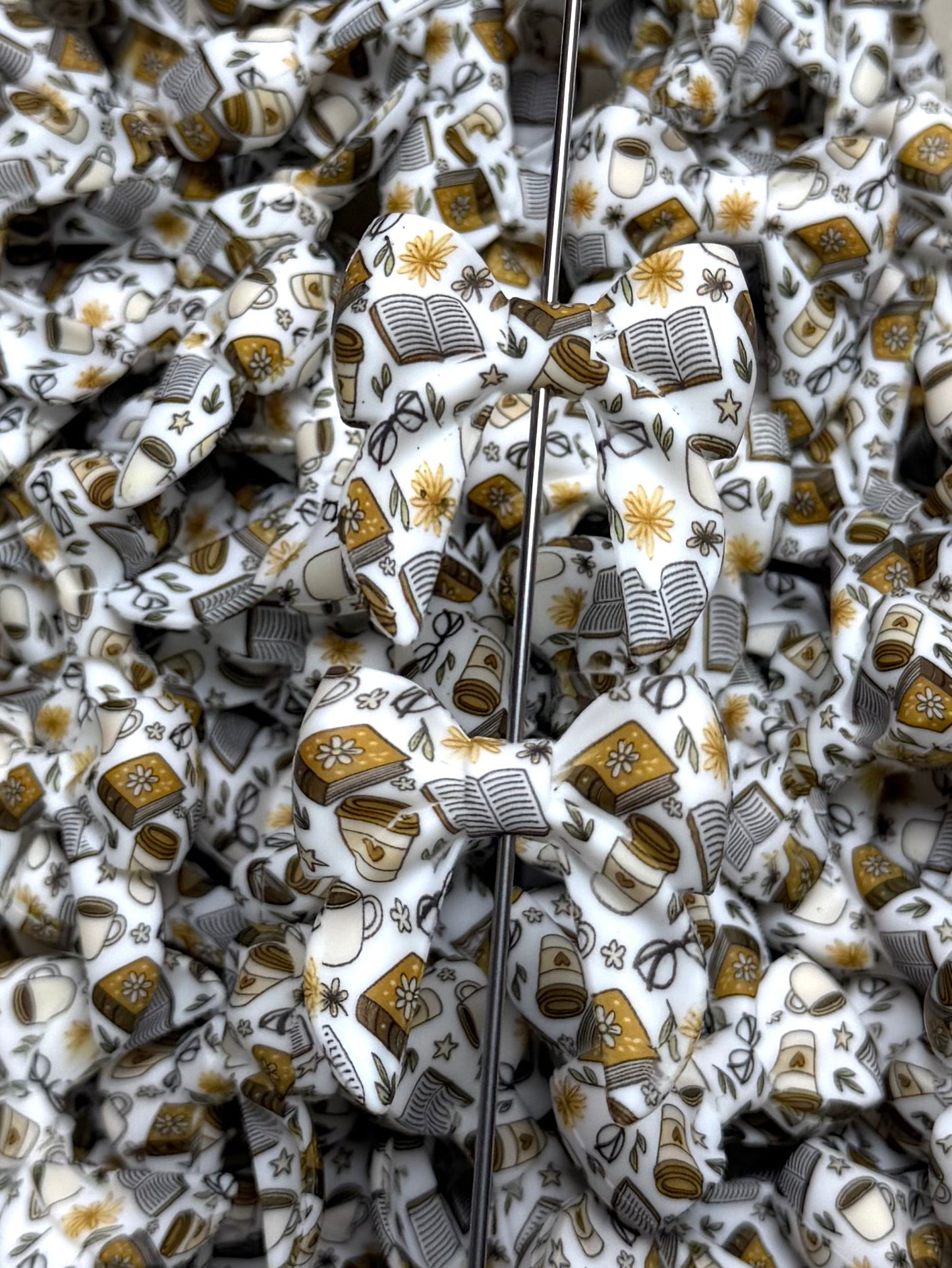 M- Cozy Chapters PRINT Bow Silicone Focal Bow, Bow Shape Silicone Bead