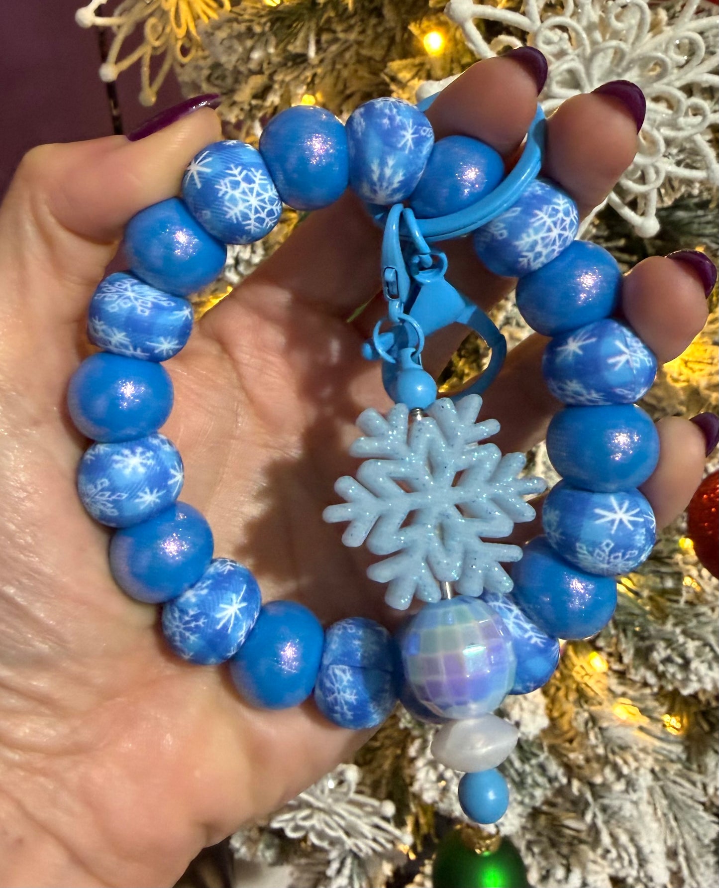 *Bead Mix #225- Winter Snowflakes DIY Silicone Bead Kit, DIY Keychain-Wristlet Kit