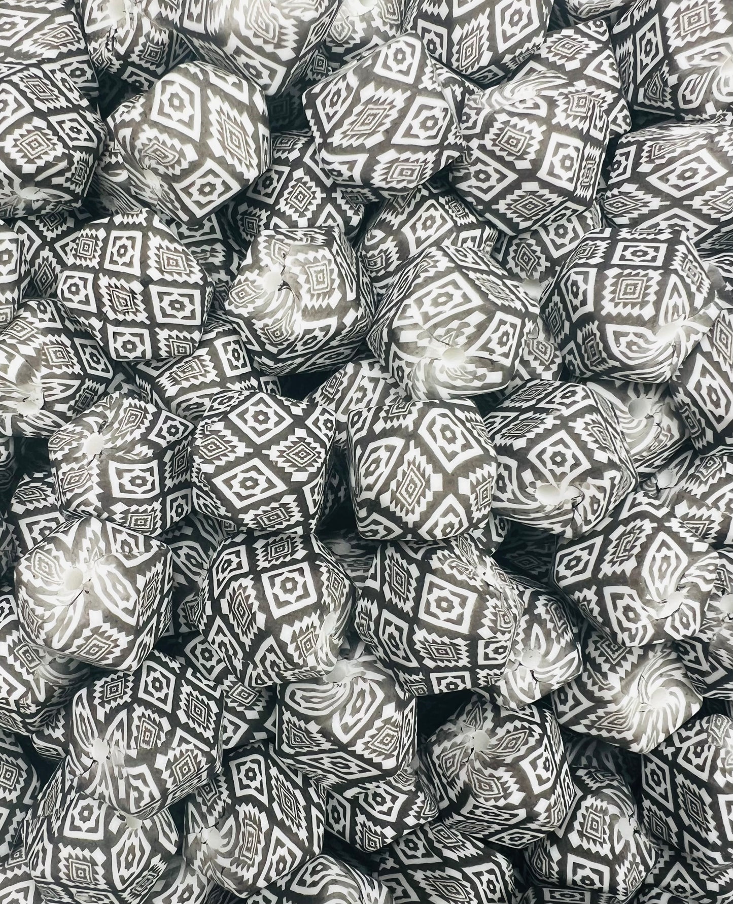 14mm HEXAGON EXCLUSIVE Retro Aztec Printed Silicone Beads