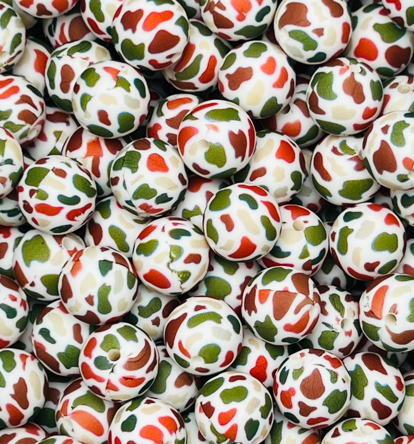 15mm Print Christmas Cow EXCLUSIVE Round Silicone Beads