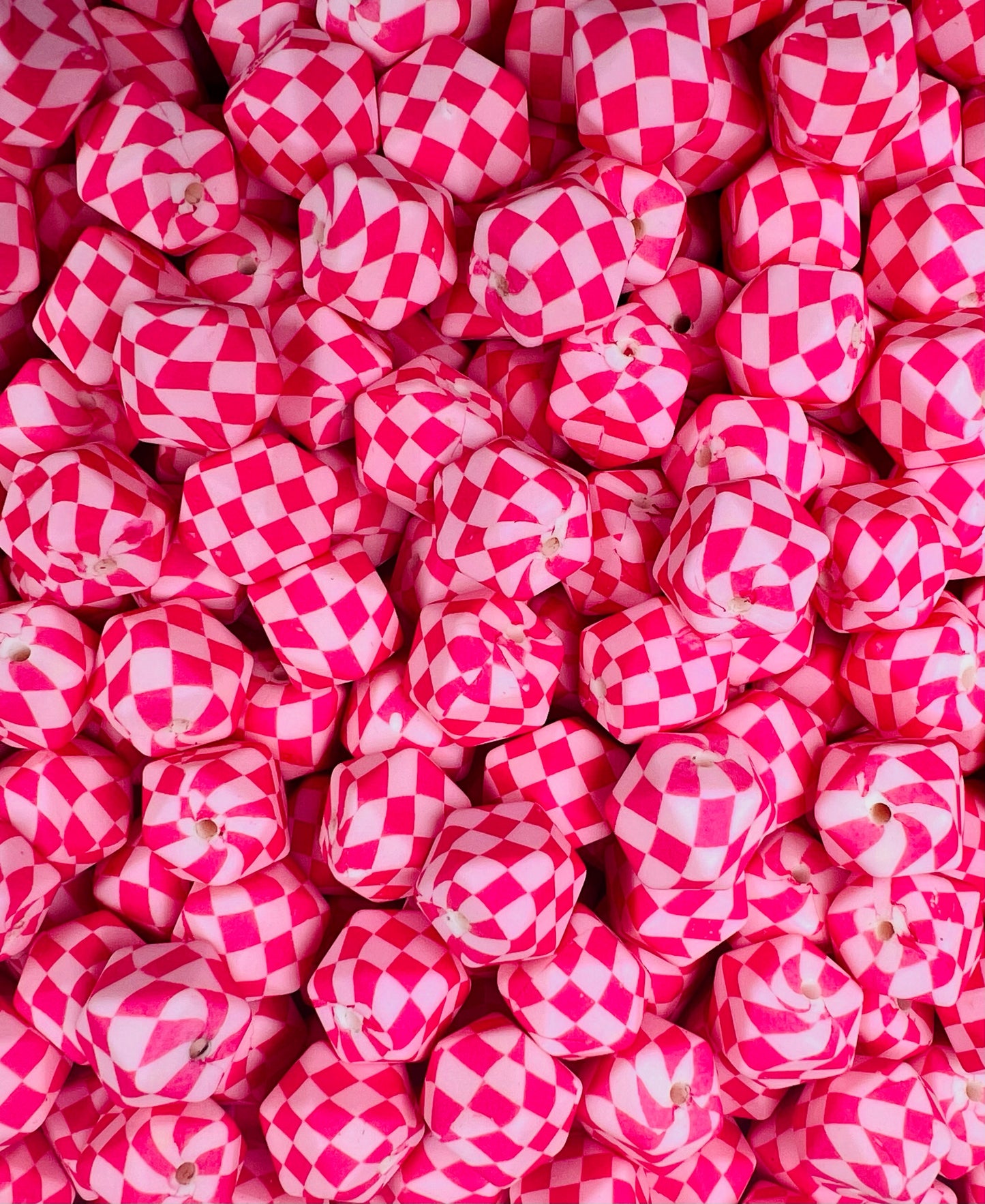 14mm HEXAGON Pink Checkered Flag Printed Silicone Beads