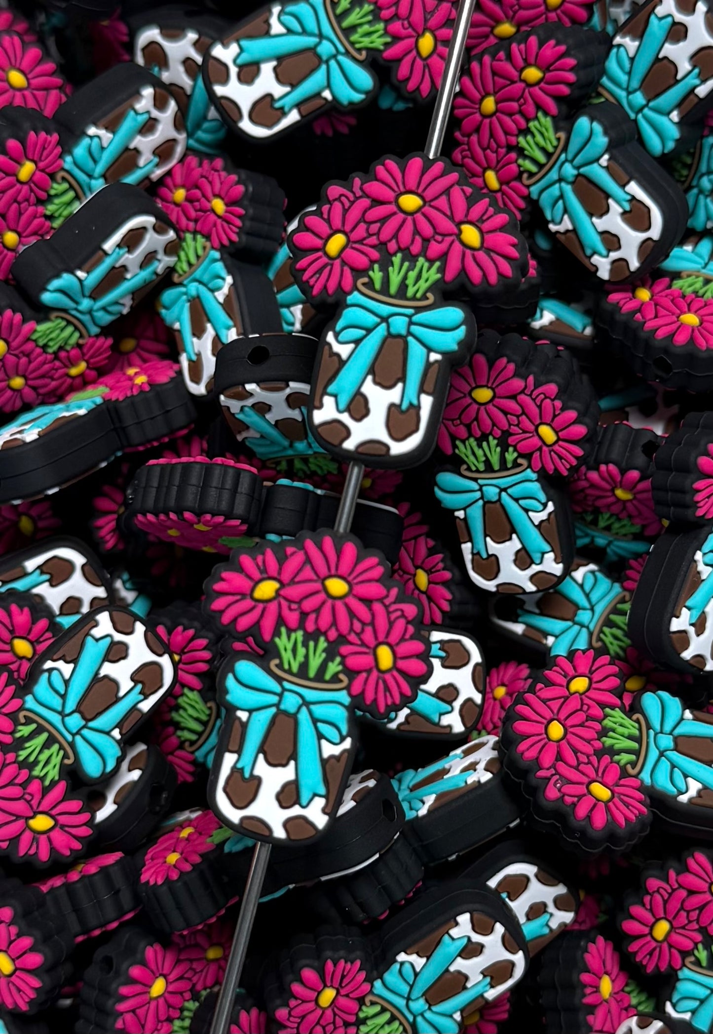 W- Western Bouquet Silicone Focal Bead, Flower Shape Silicone Bead