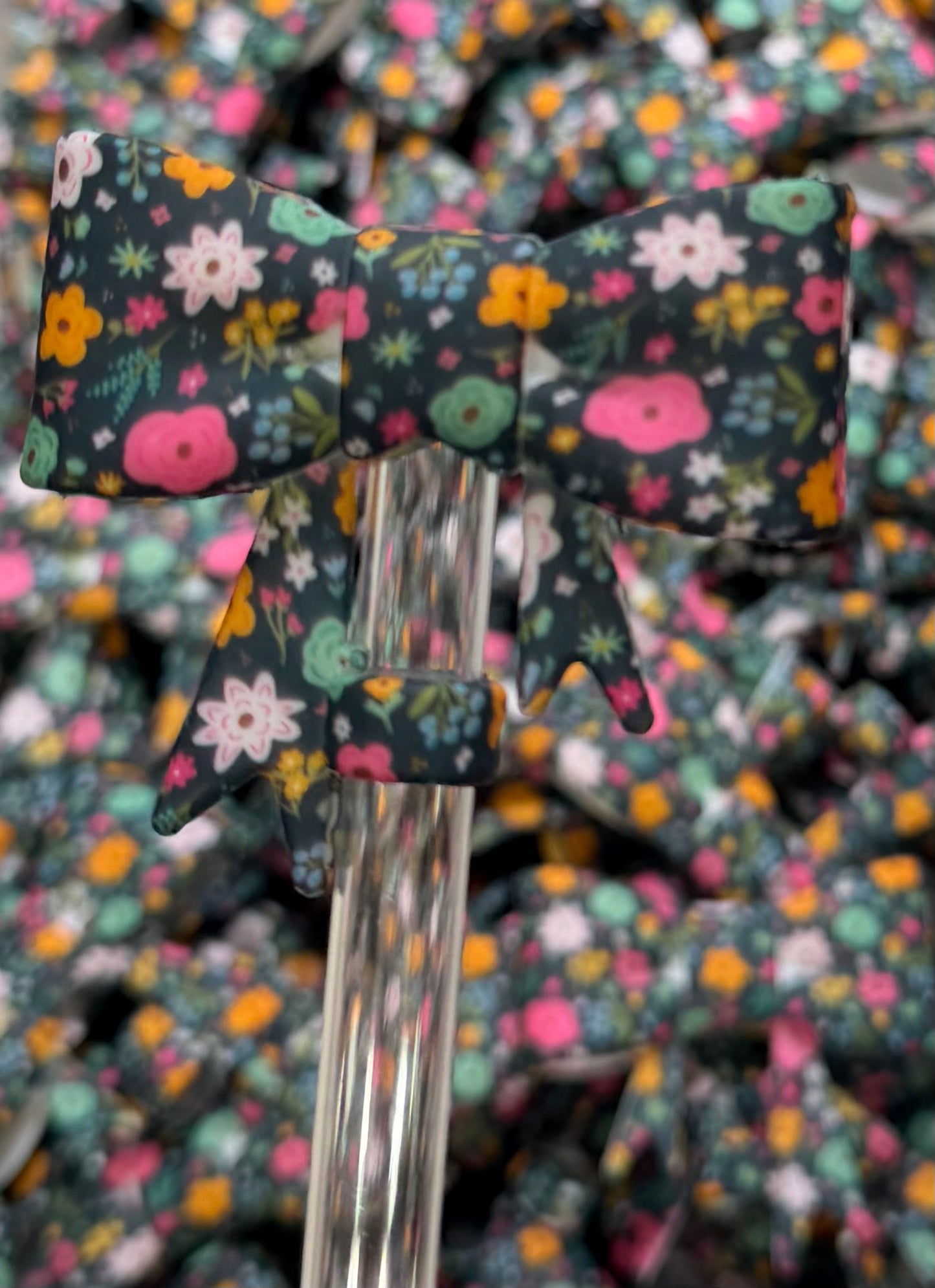 Y- Straw Topper - Bow EXCLUSIVE Joyful Gardens Silicone Tumbler Accessory