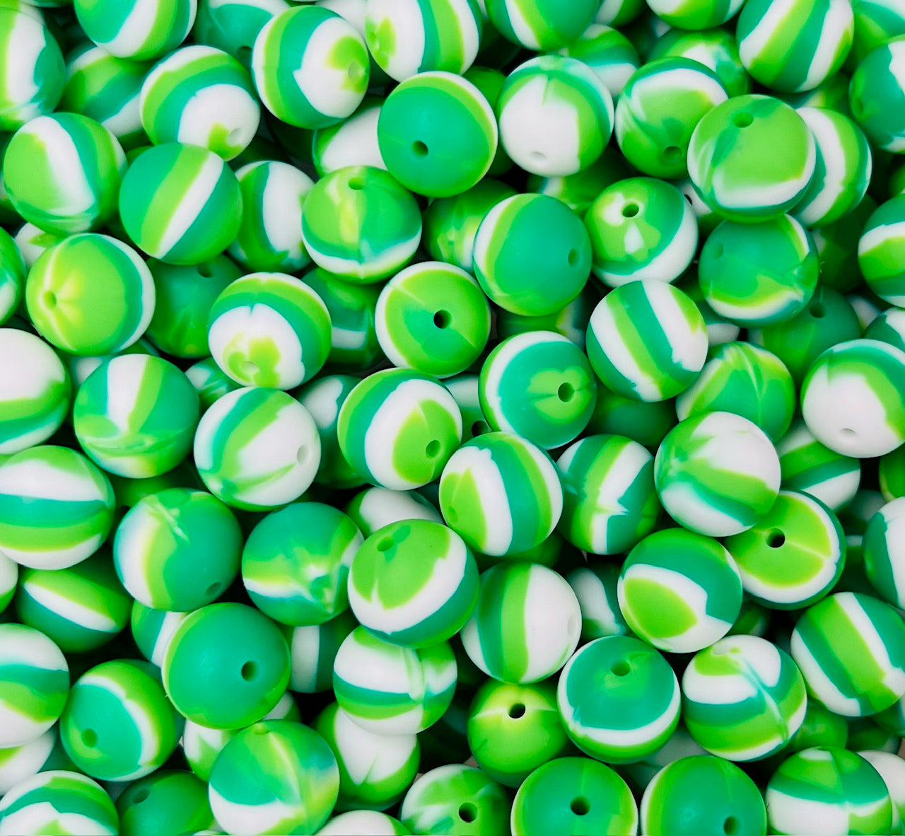 15mm Swirl St Patrick's Day Green Round Silicone Beads