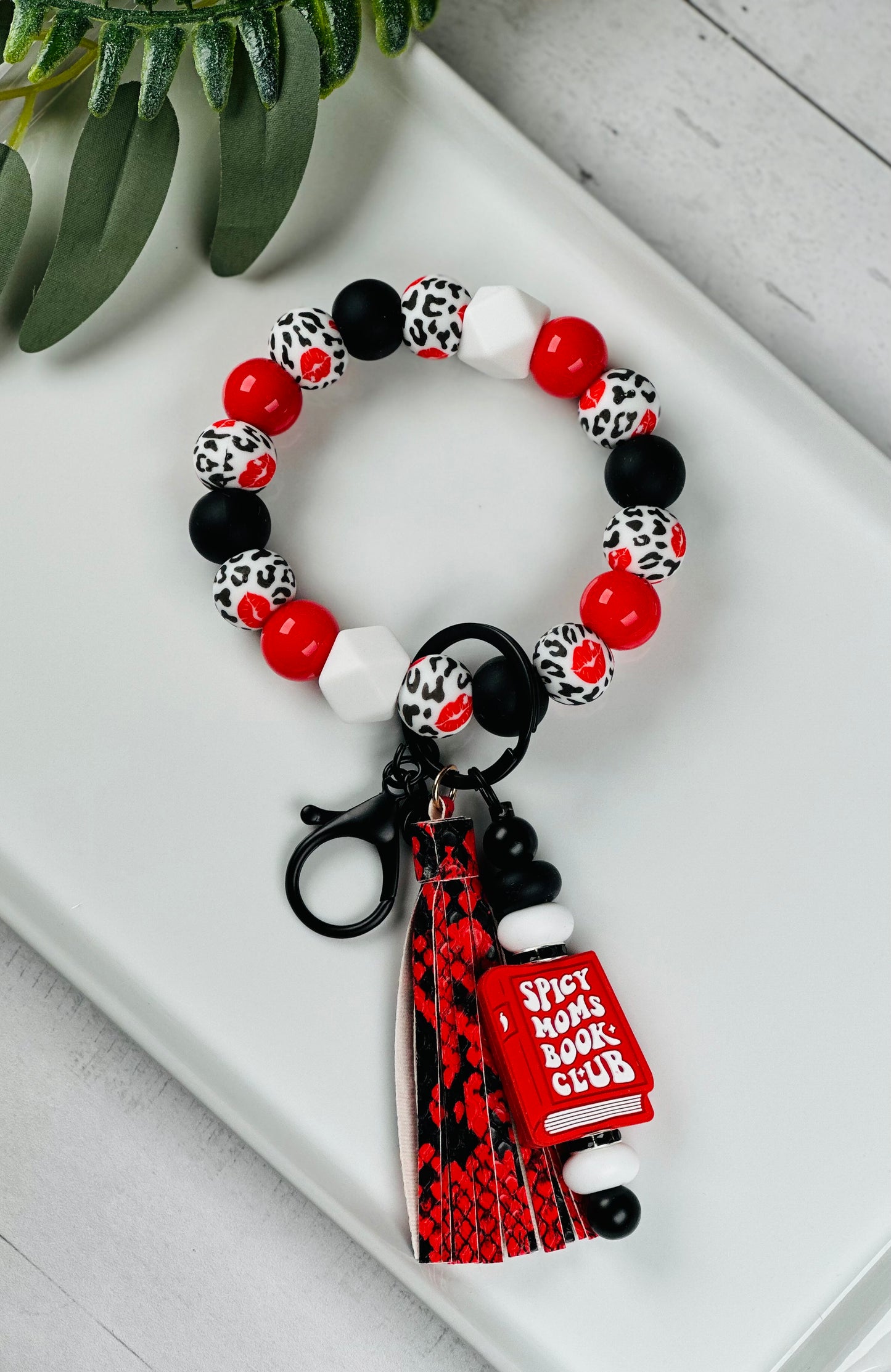 Red Spicy Mom's Book Club DIY Silicone Bead Kit, DIY  Lanyard-Keychain-Wristlet-Necklace Kit, Great For Gifts
