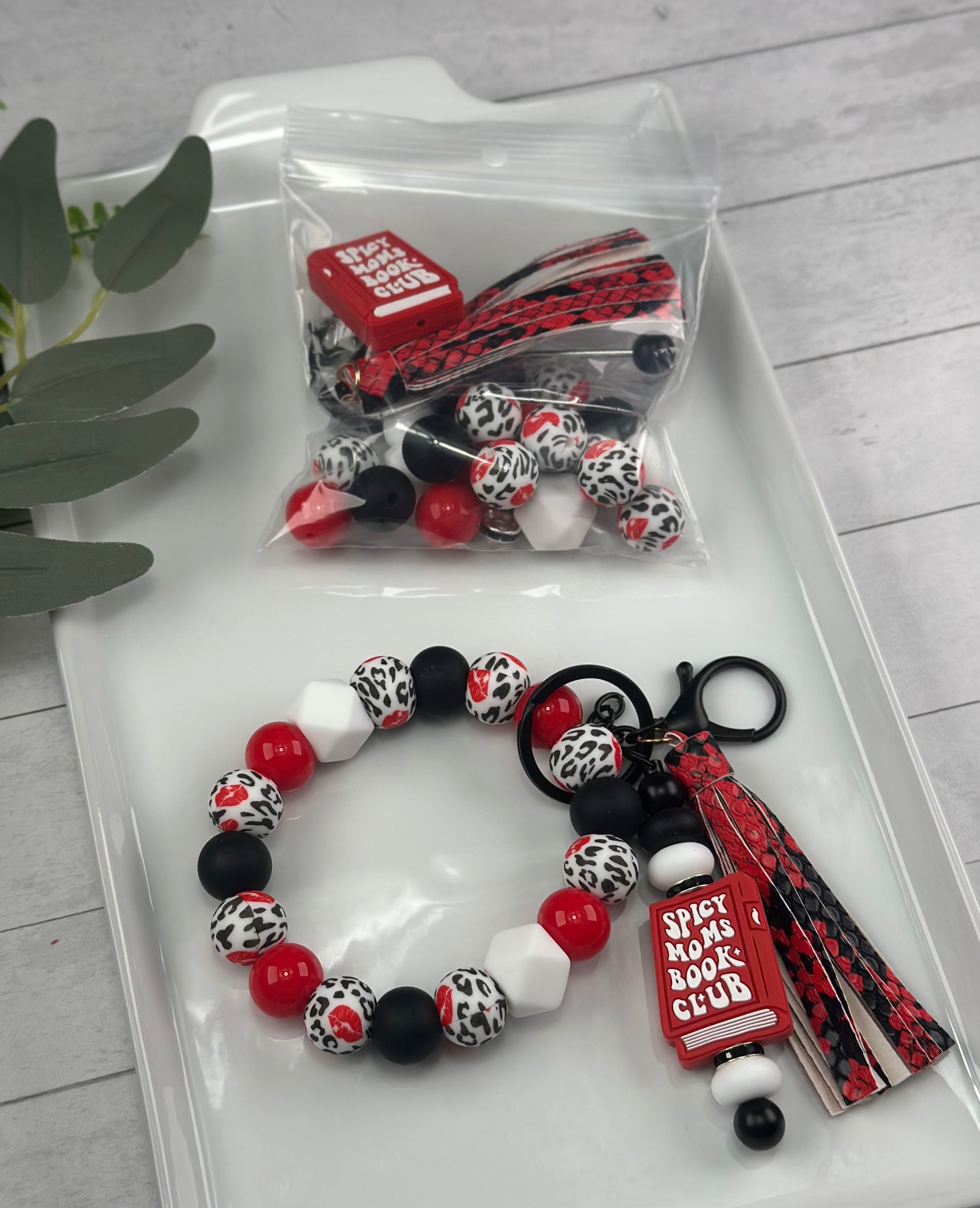 Red Spicy Mom's Book Club DIY Silicone Bead Kit, DIY  Lanyard-Keychain-Wristlet-Necklace Kit, Great For Gifts