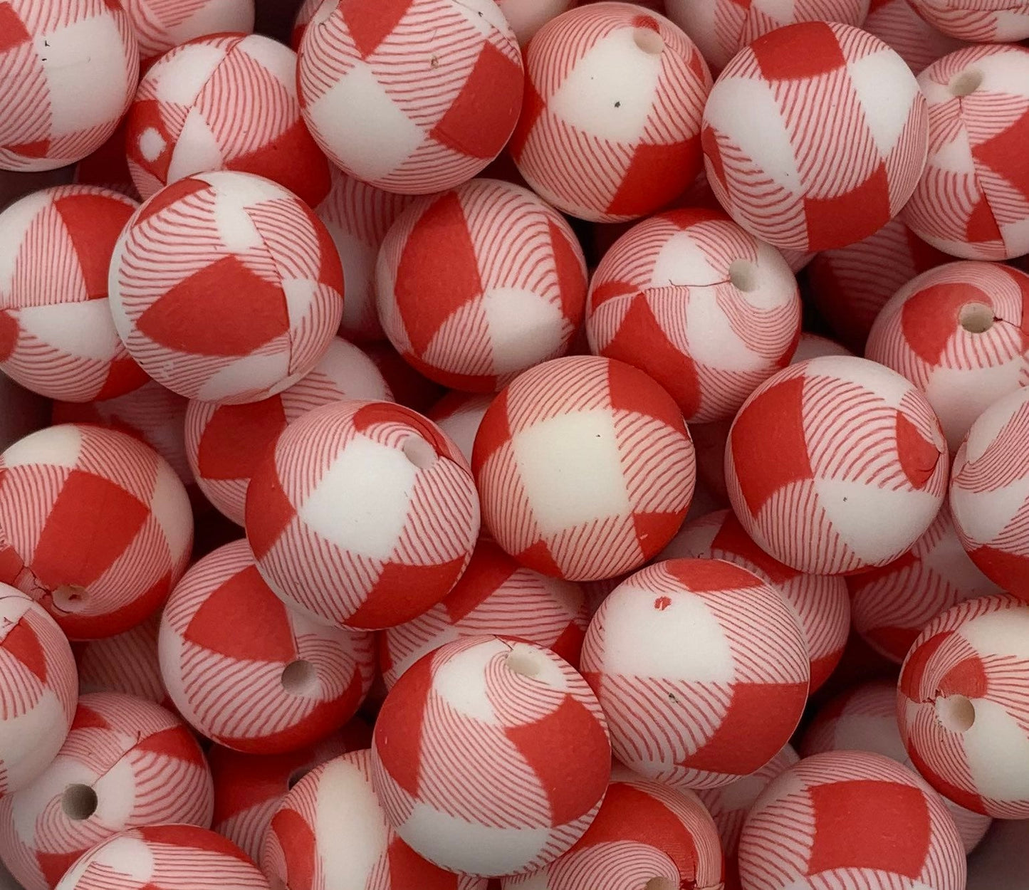 15mm Print Picnic Plaid Round Silicone Beads