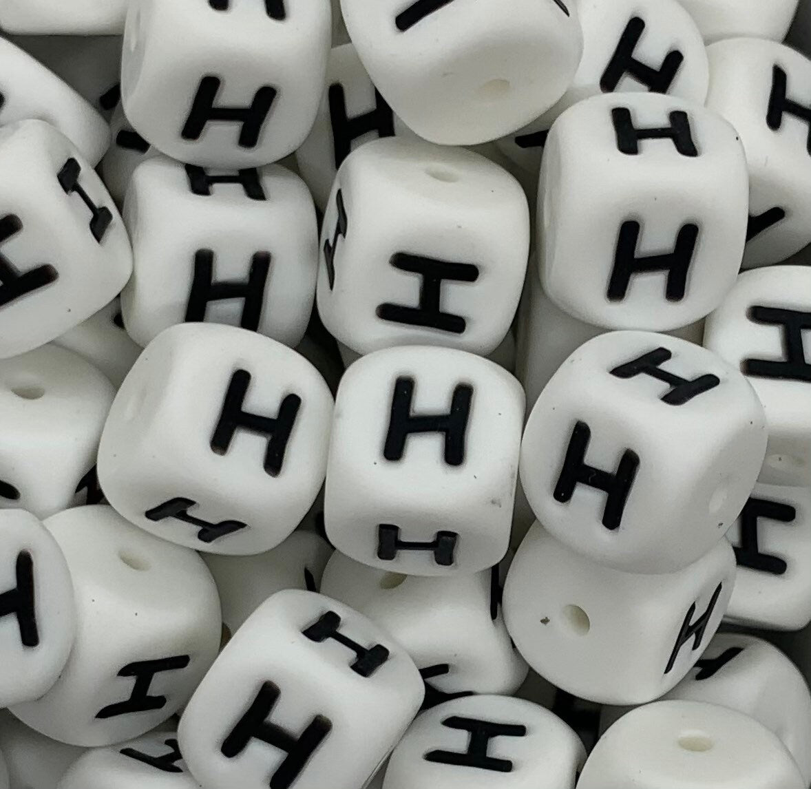 Letter H 12mm White