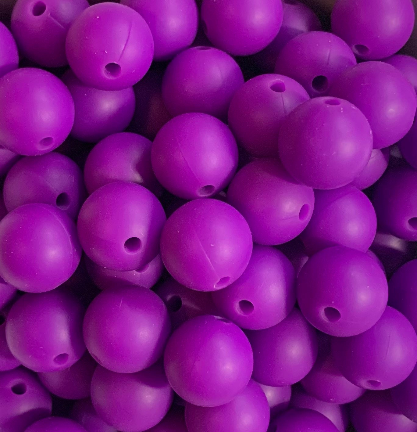 12mm Round Violet Silicone Bead