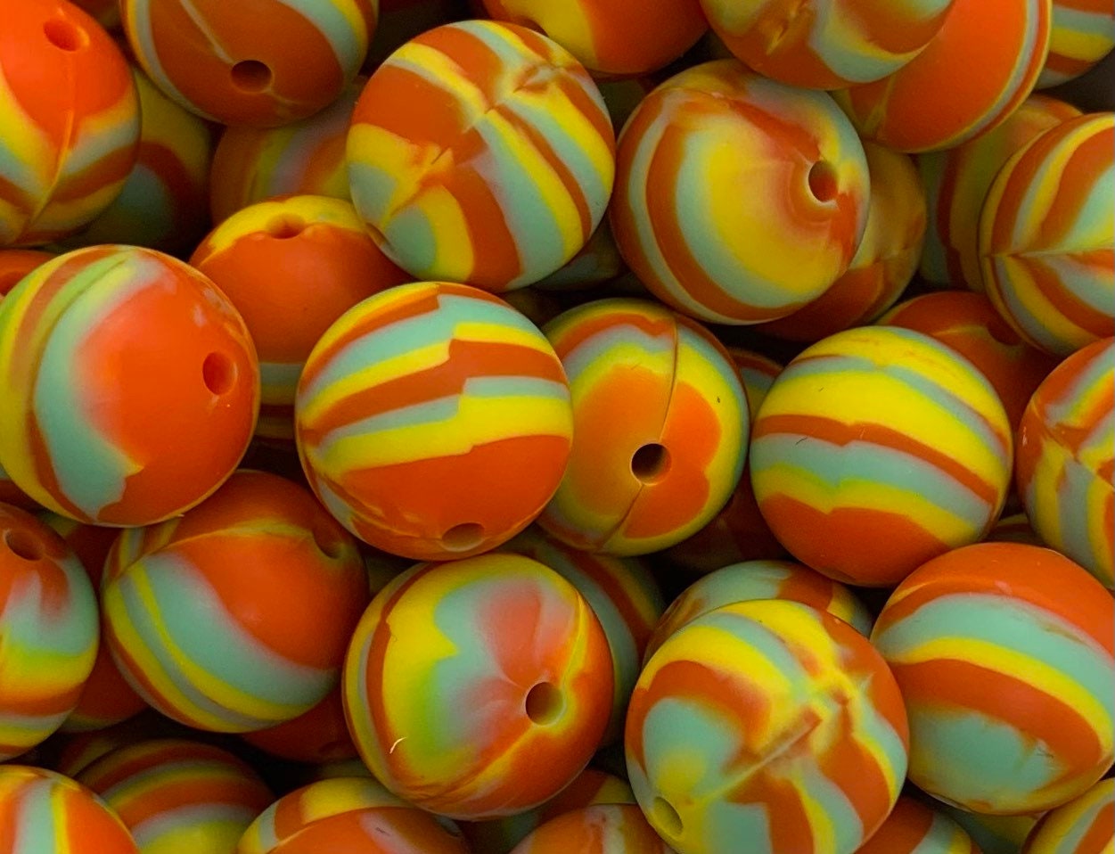 12mm Round Kepler Swirl Silicone Beads