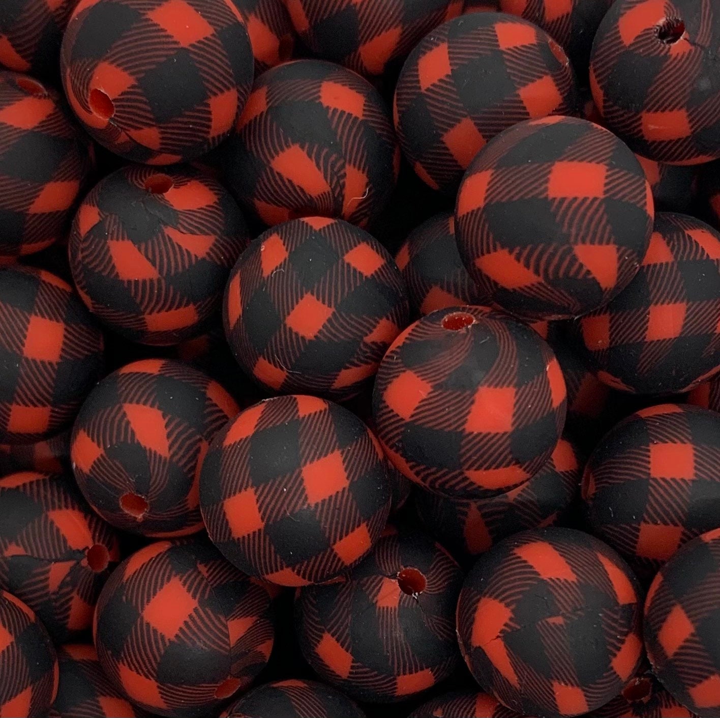 15mm Print Red Buffalo Plaid Round Silicone Beads, Silicone Beads