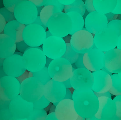 15mm GLOW Blue Raspberry Round Silicone Beads