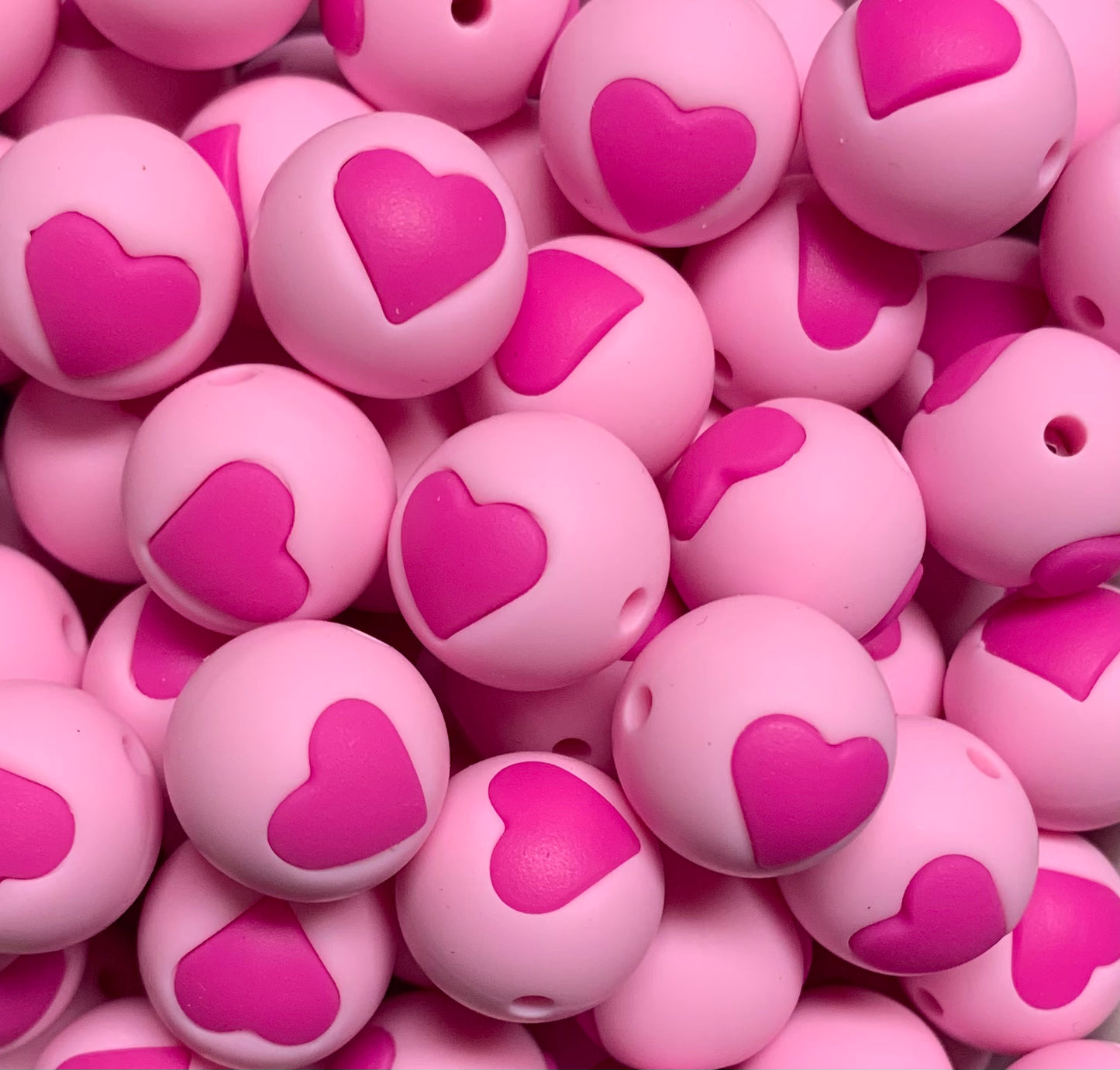 Triple Heart Valentine's Day Silicone Focal Beads--Red – USA Silicone Bead  Supply Princess Bead Supply